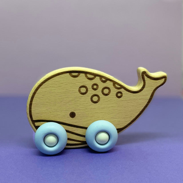 Jouet en bois et roues silicone - Petite Baleine